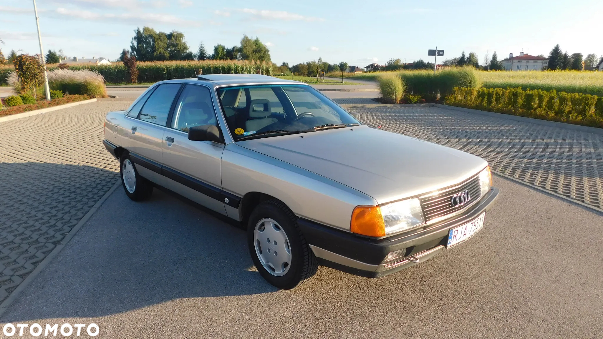 Audi 100 1.8 E - 14