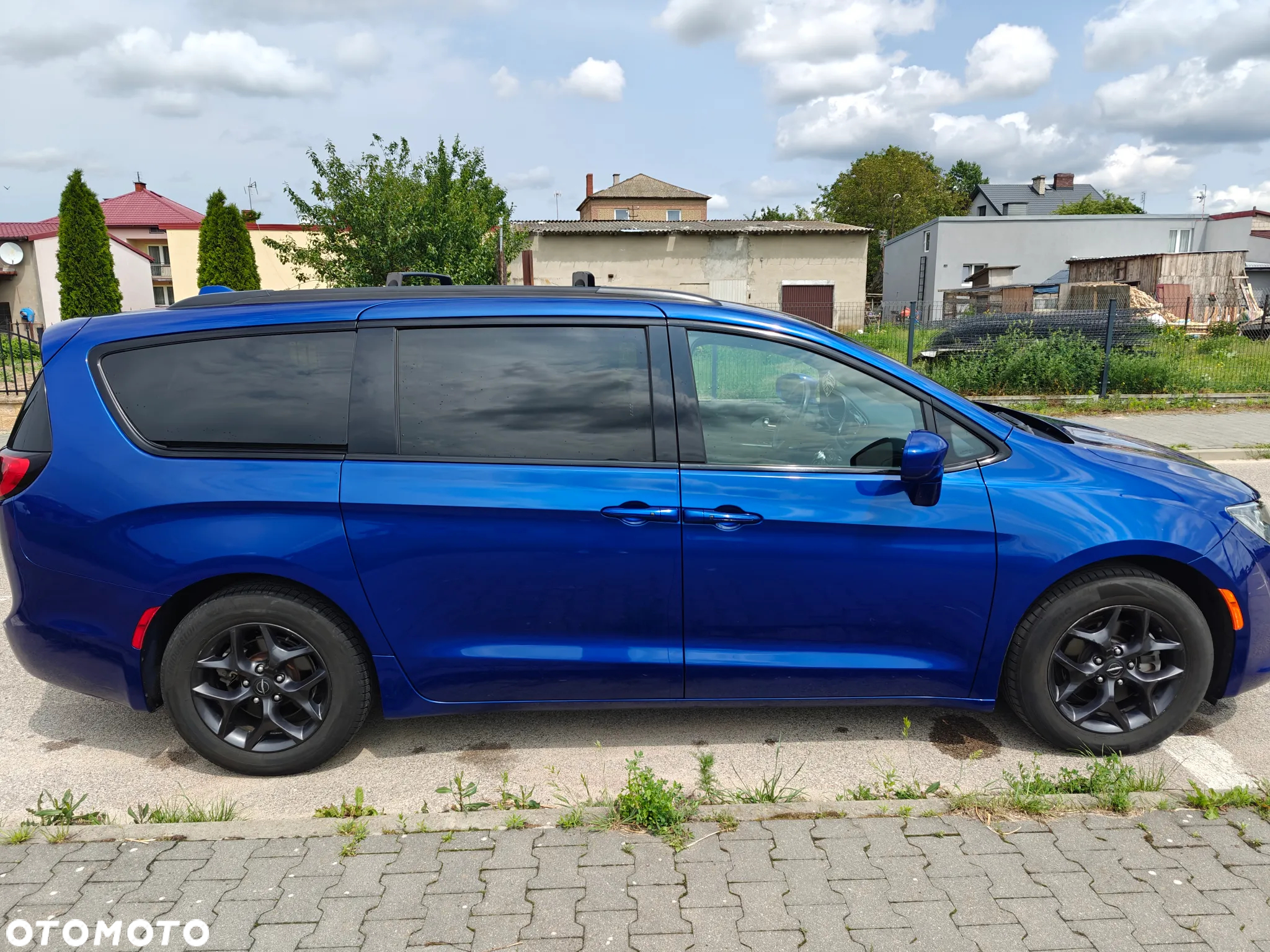 Chrysler Pacifica - 5
