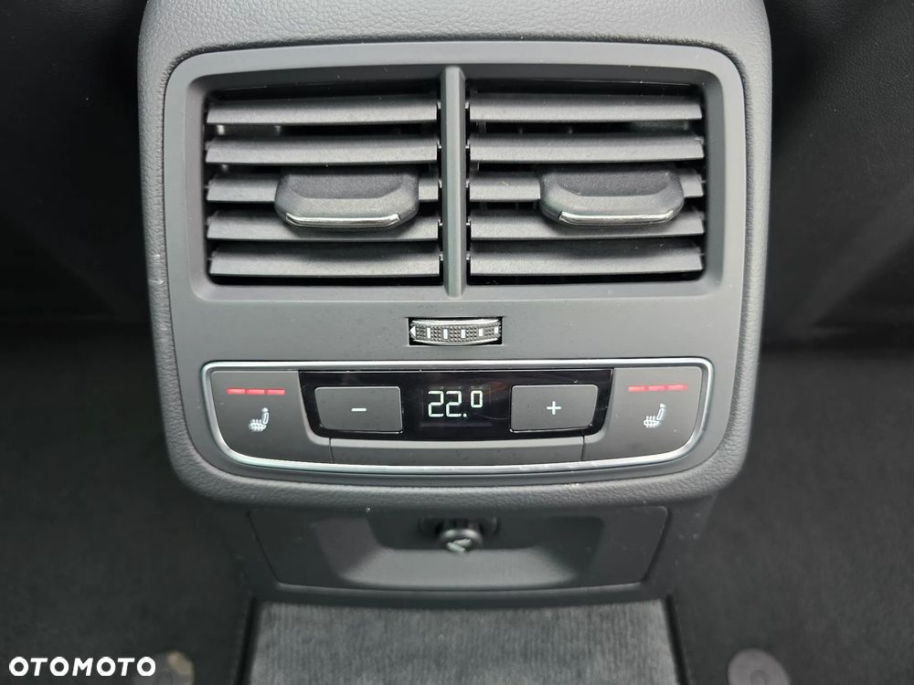Audi A4 Avant - 11