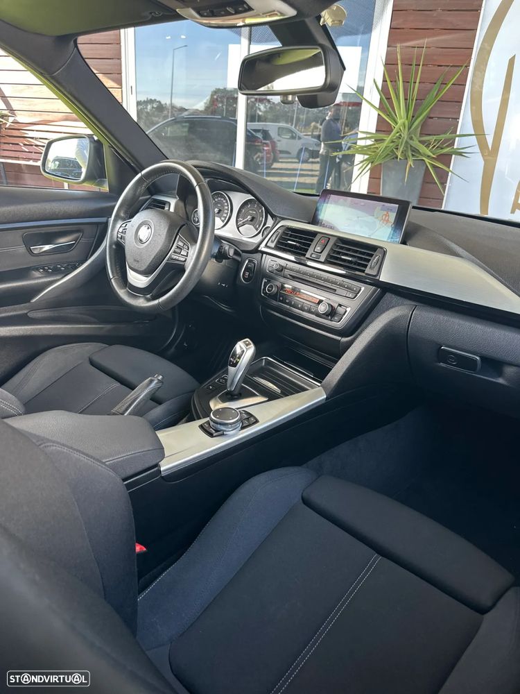 BMW 318 d Auto Line Sport - 10