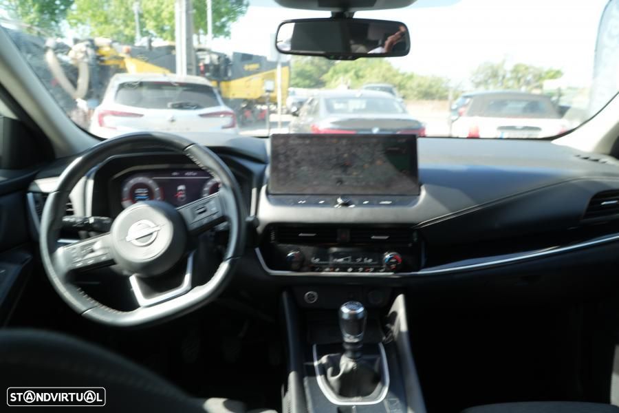 Nissan Qashqai 1.3 DIG-T N-Connecta - 8