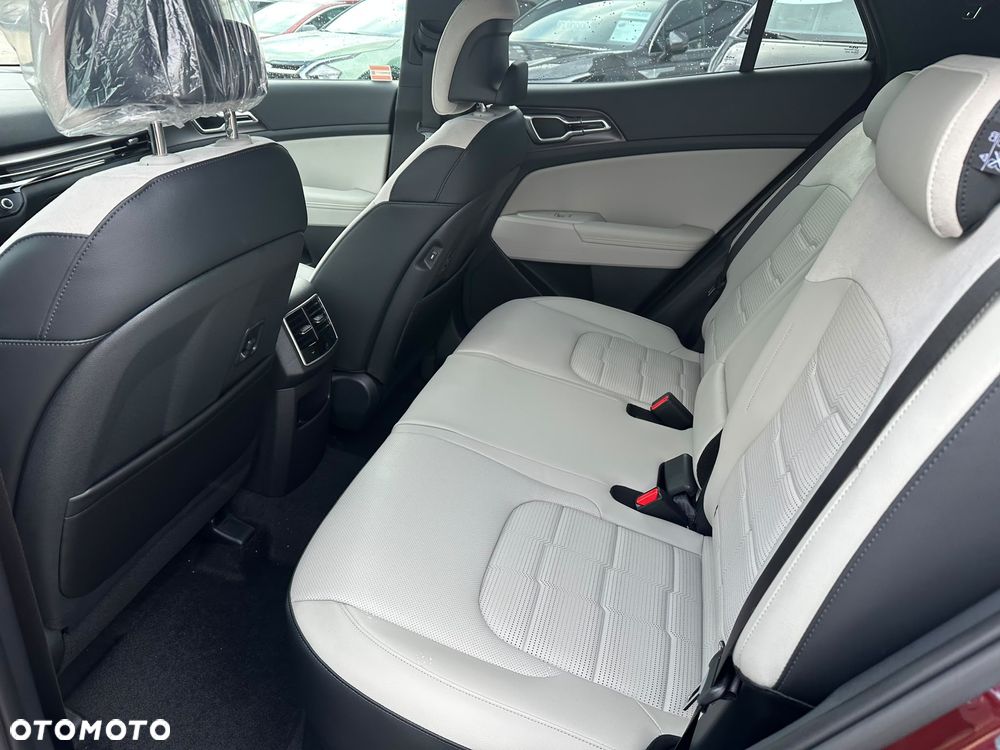 Kia Sportage 1.6 T-GDI HEV Black Edition 2WD - 20