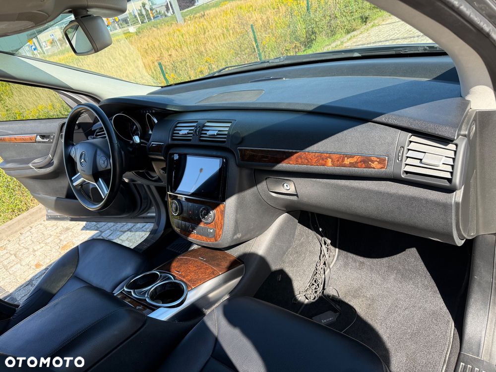 Mercedes-Benz Klasa R 350 4-Matic - 15