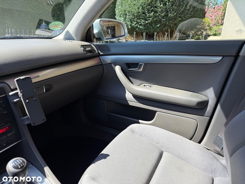 Audi A4 Avant 1.9 TDI quattro - 34