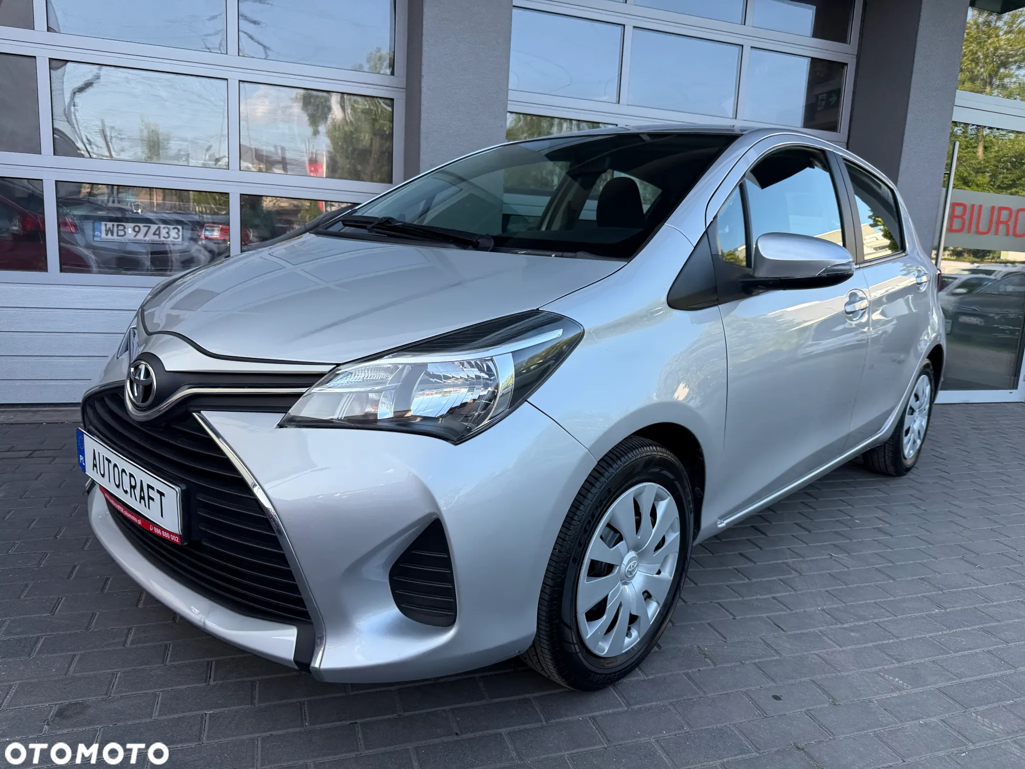 Toyota Yaris 1.0 Active EU6 - 23