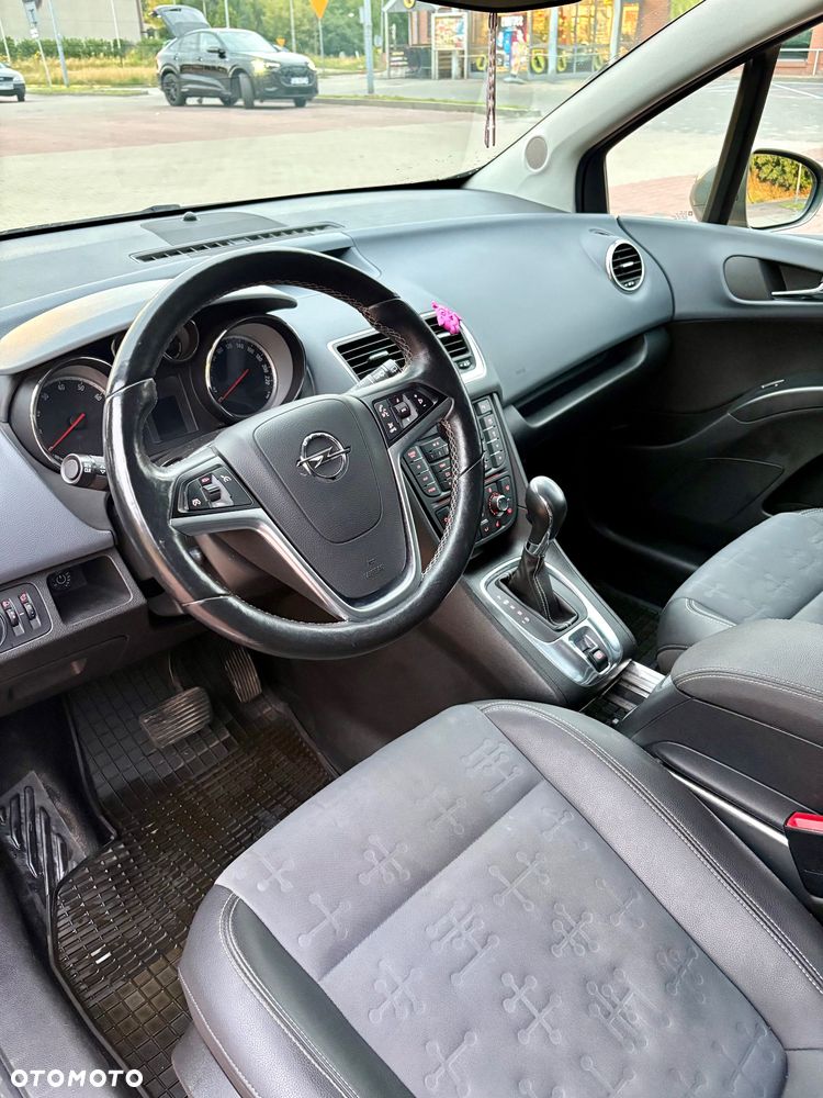 Opel Meriva - 8