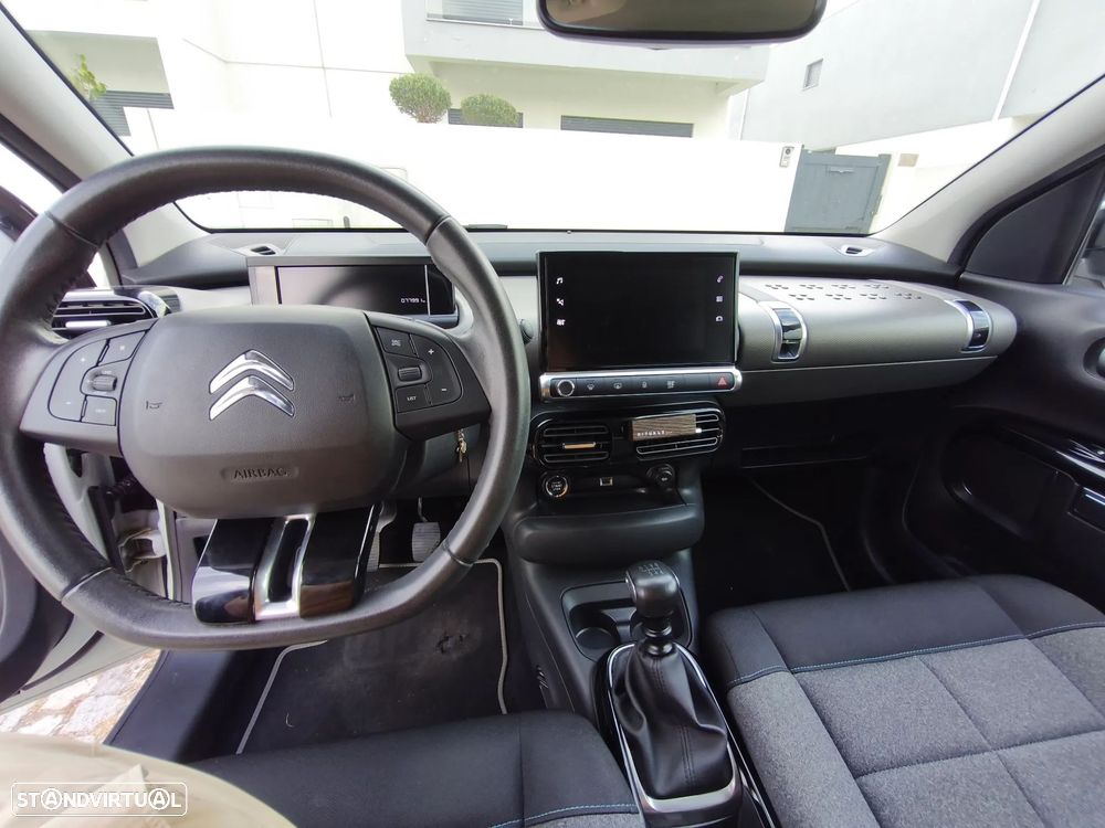 Citroën C4 Cactus 1.2 PureTech Shine Pack - 18