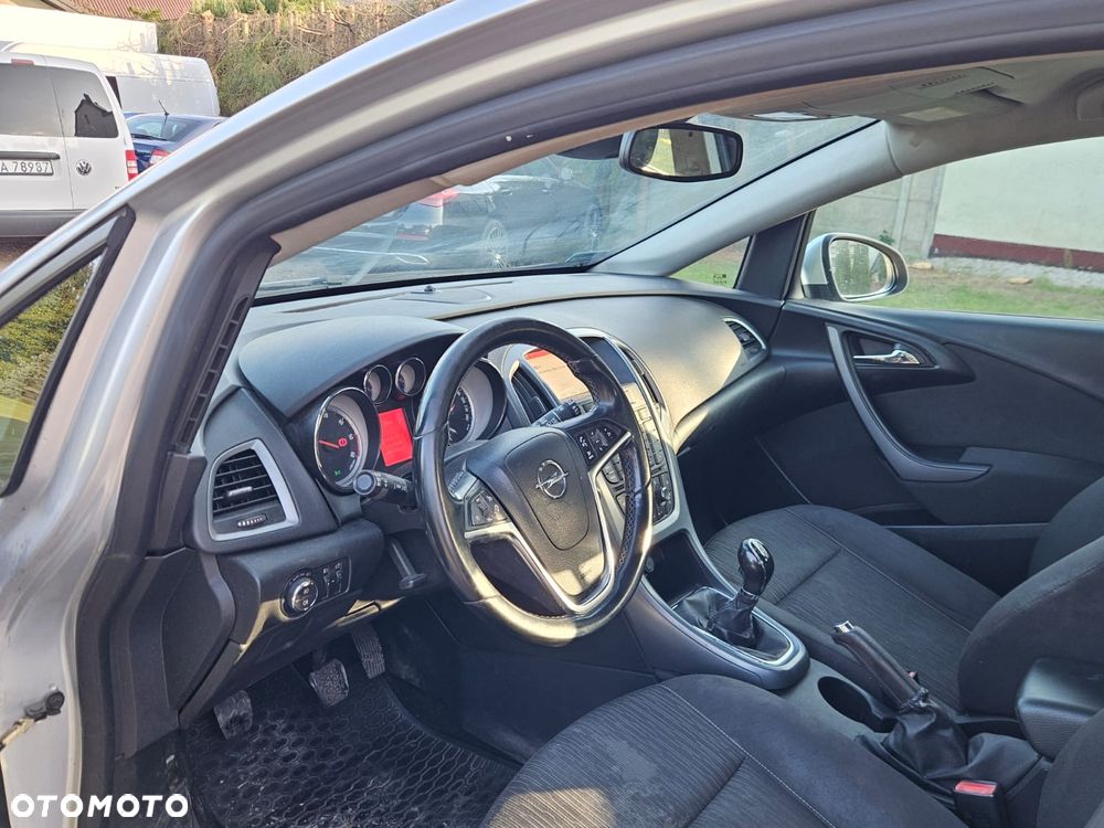 Opel Astra 1.6 CDTI Enjoy - 26