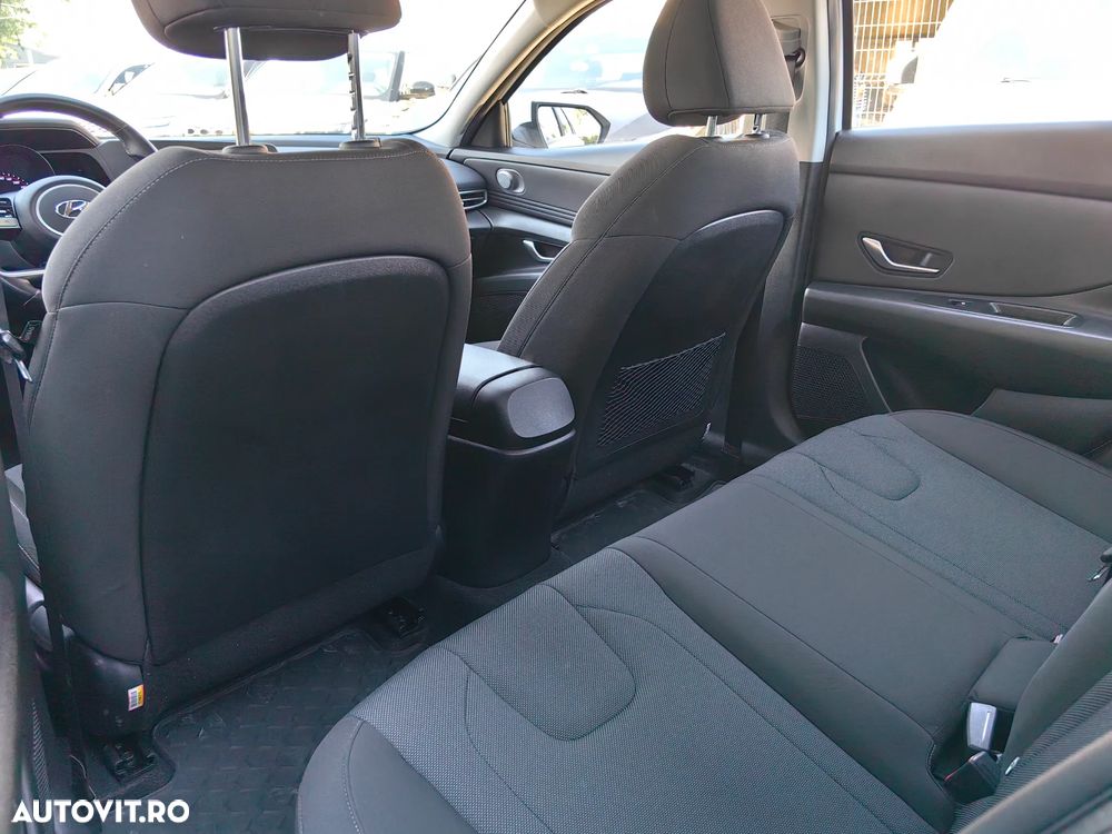Hyundai Elantra 1.6 l 123 CP CVT Comfort - 7