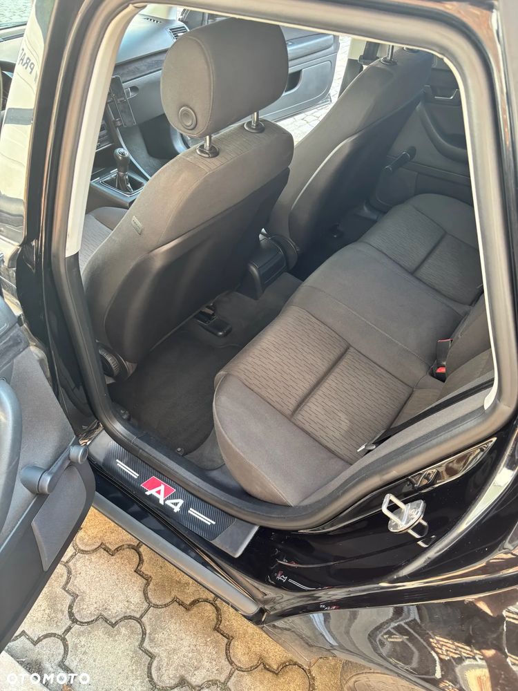 Audi A4 Avant 2.0 TDI DPF - 19