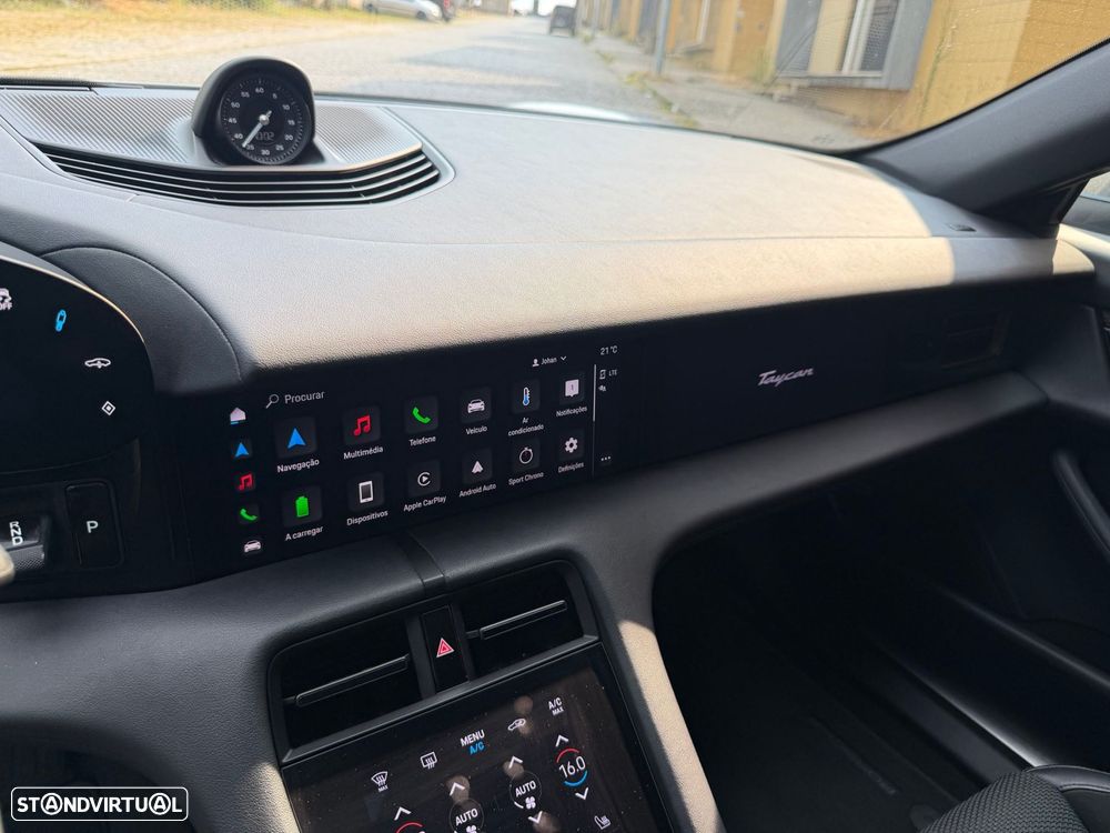 Porsche Taycan 4S Bateria Performance Plus - 18