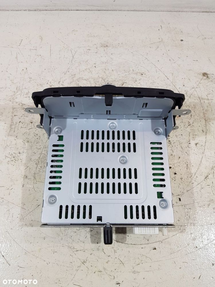 radio radioodtwarzacz cd 281155216r dacia duster i dokker bez kodu - 7