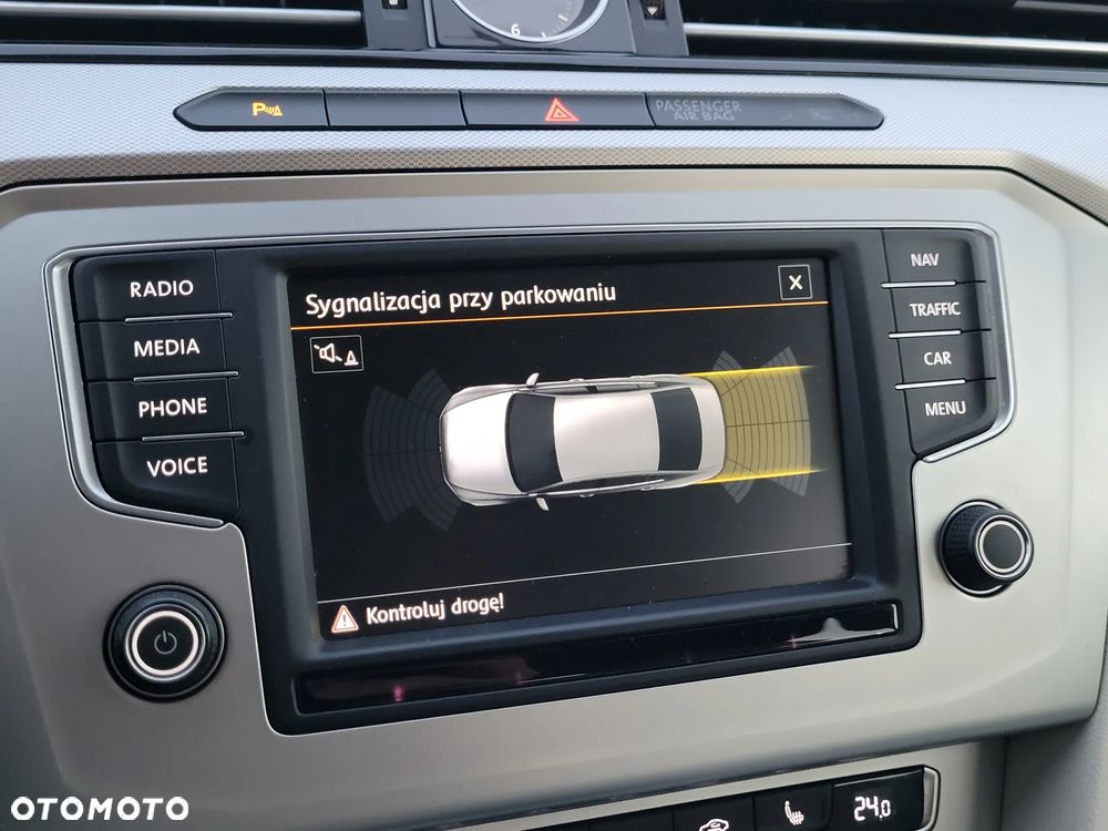 Volkswagen Passat 1.8 TSI BMT Comfortline DSG - 17