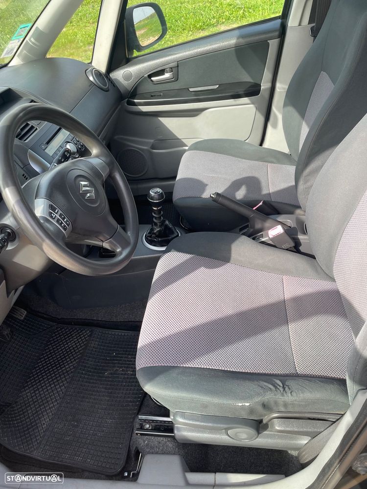 Suzuki SX4 1.6 DDiS GL Outdoor Line - 3
