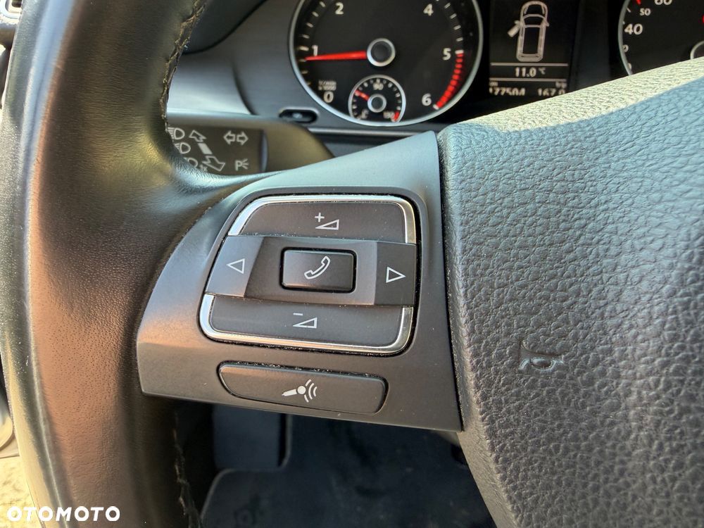 Volkswagen Passat Variant 2.0 Blue TDI SCR Trendline - 11