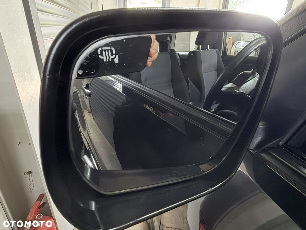 Suzuki Grand Vitara - 32