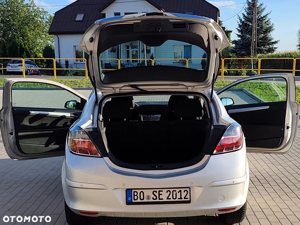 Opel Astra 1.4 Selection - 9