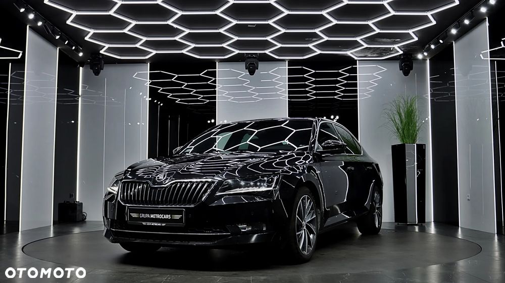 Skoda Superb 2.0 TDI L&K DSG - 2