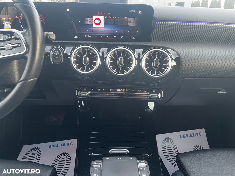 Mercedes-Benz A 250 e Sedan Aut. - 19