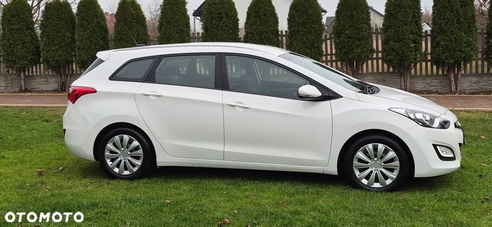 Hyundai i30 i30cw 1.6 CRDi blue Classic - 4