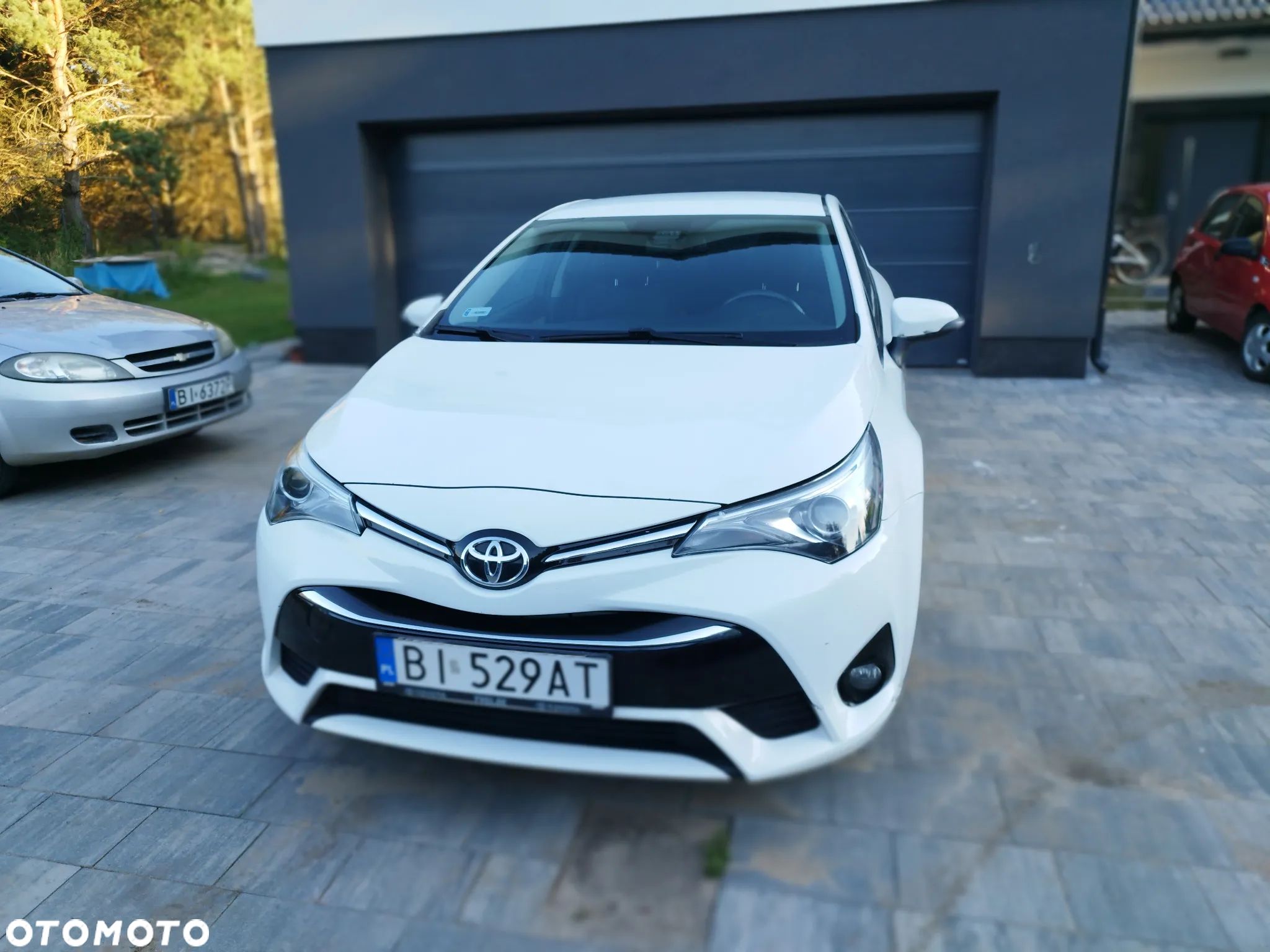 Toyota Avensis 1.8 Comfort - 1