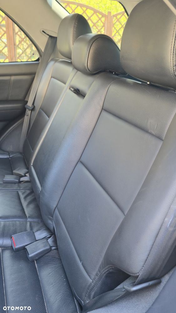 Kia Sorento 2.5 CRDi Escape - 14