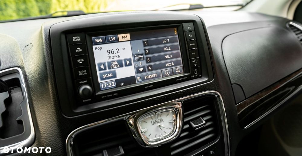 Lancia Voyager 3.6 Platinum - 7