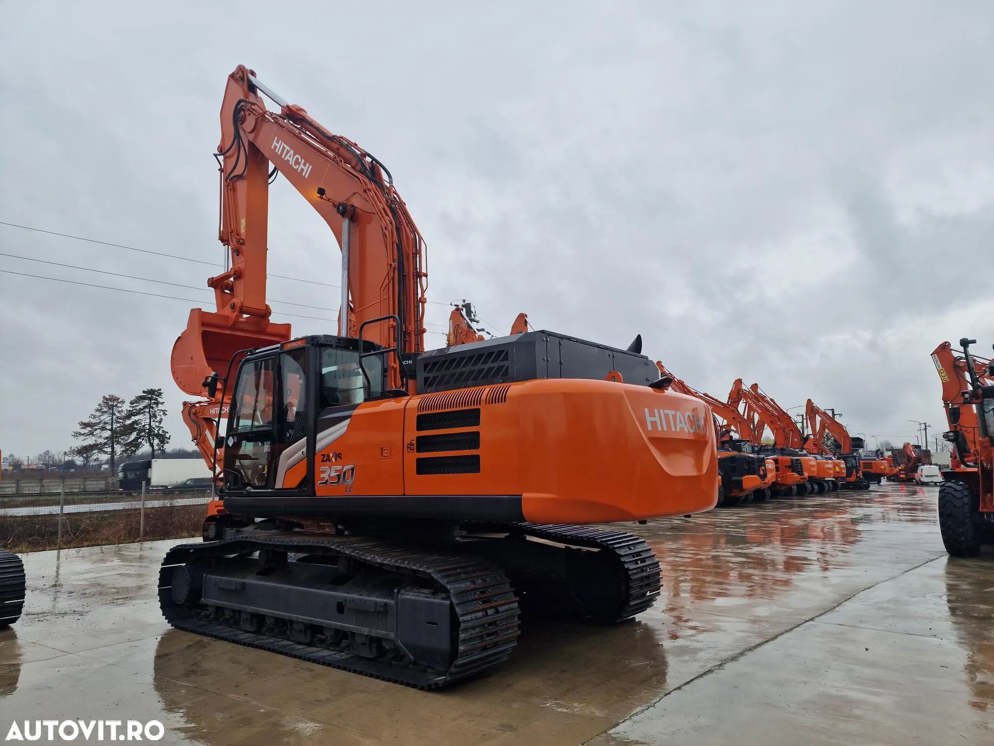 Hitachi ZX350-7, 37t, cupa NOUA 2,2mc, inst picon, a dous inst hidr, 3 pompe HITACHI, posibilitate leasing, STARE CA NOU-PRET DE CRIZA 179.000 EUR+Tva - 1