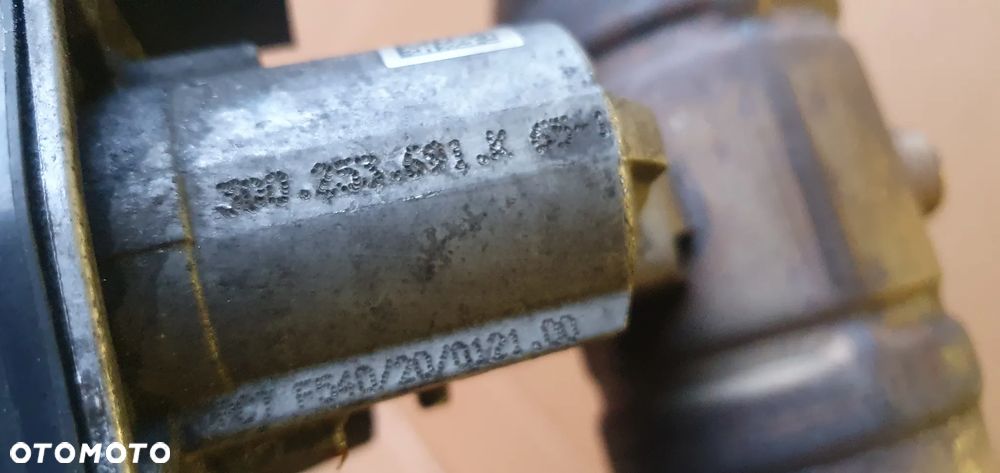 Katalizator Kat DPF przepustnica oryginał VW Golf VIII 8 2.0 TDI 05L131701F 05L131701G - 7