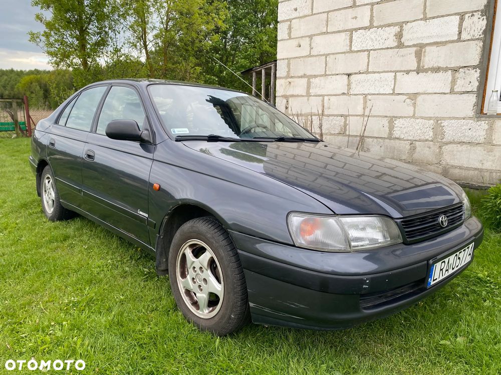 Toyota Carina - 3