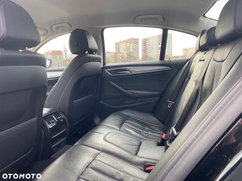 BMW Seria 5 518d - 8