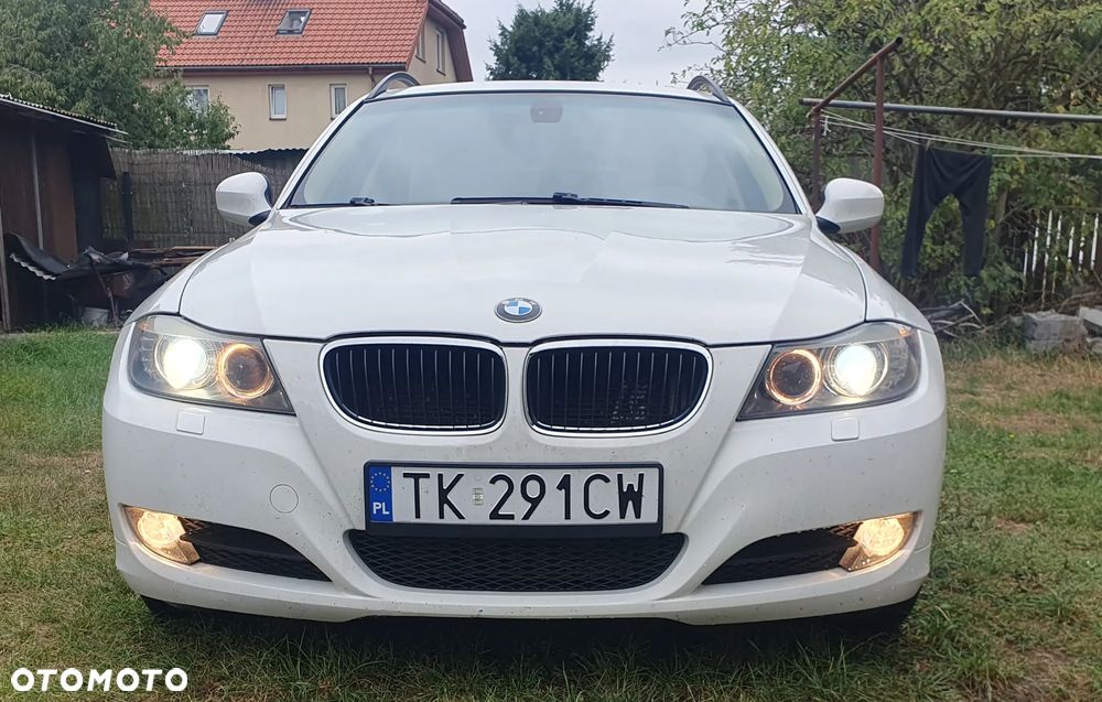 BMW Seria 3 320d DPF Touring Blue Performance Edition Fleet Sport - 20