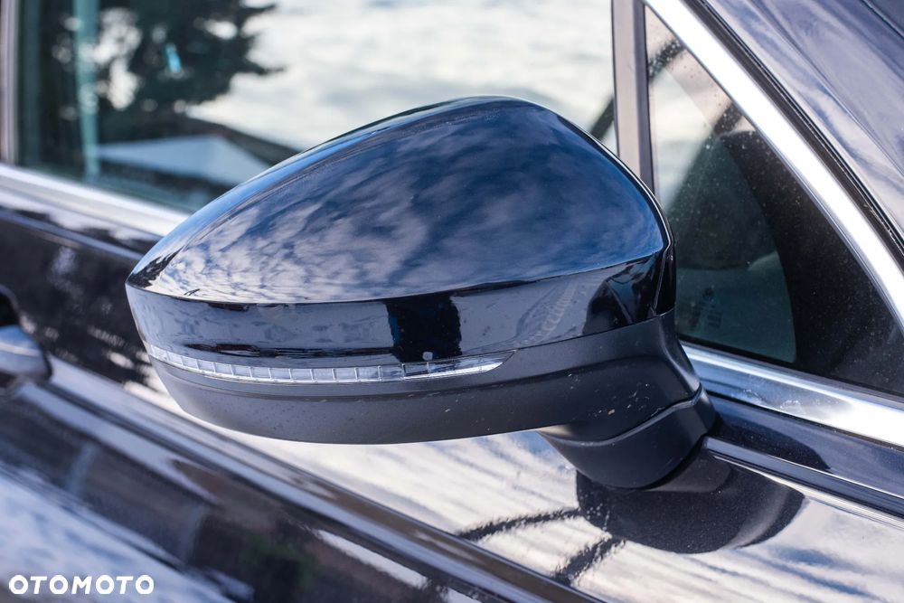 Volkswagen Tiguan - 12