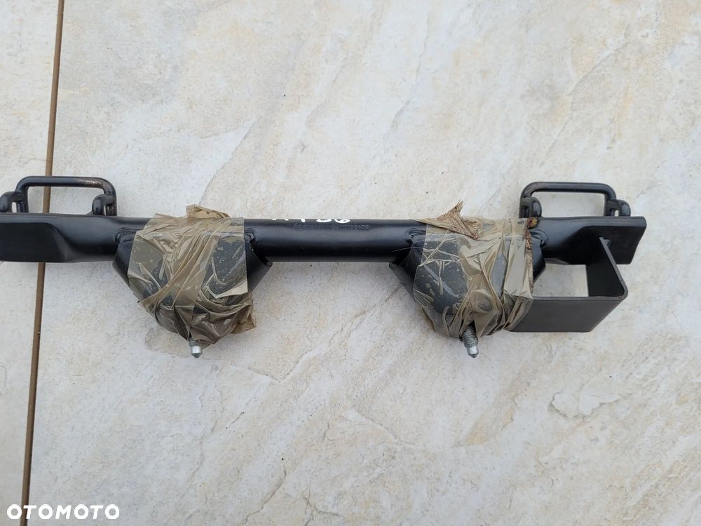 AUDI A4 A6 ISOFIX PRAWY TYŁ 8E0813546A - 1