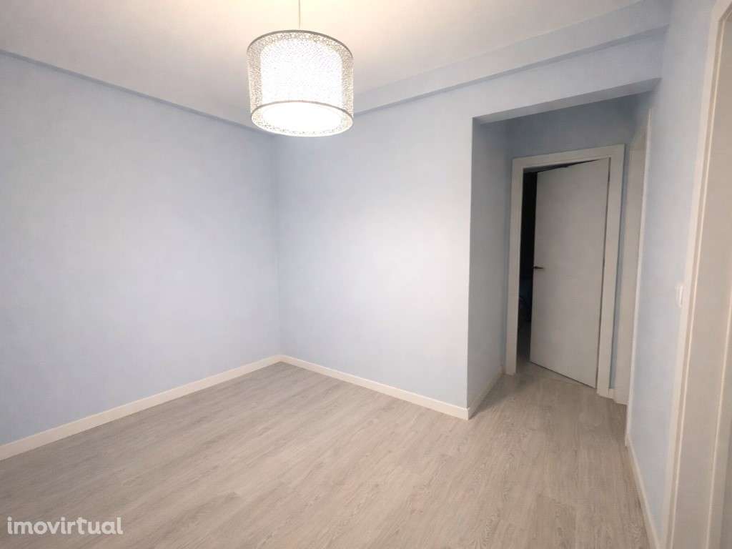 T2 Totalmente Renovado com Arrecadação - Grande imagem: 5/21