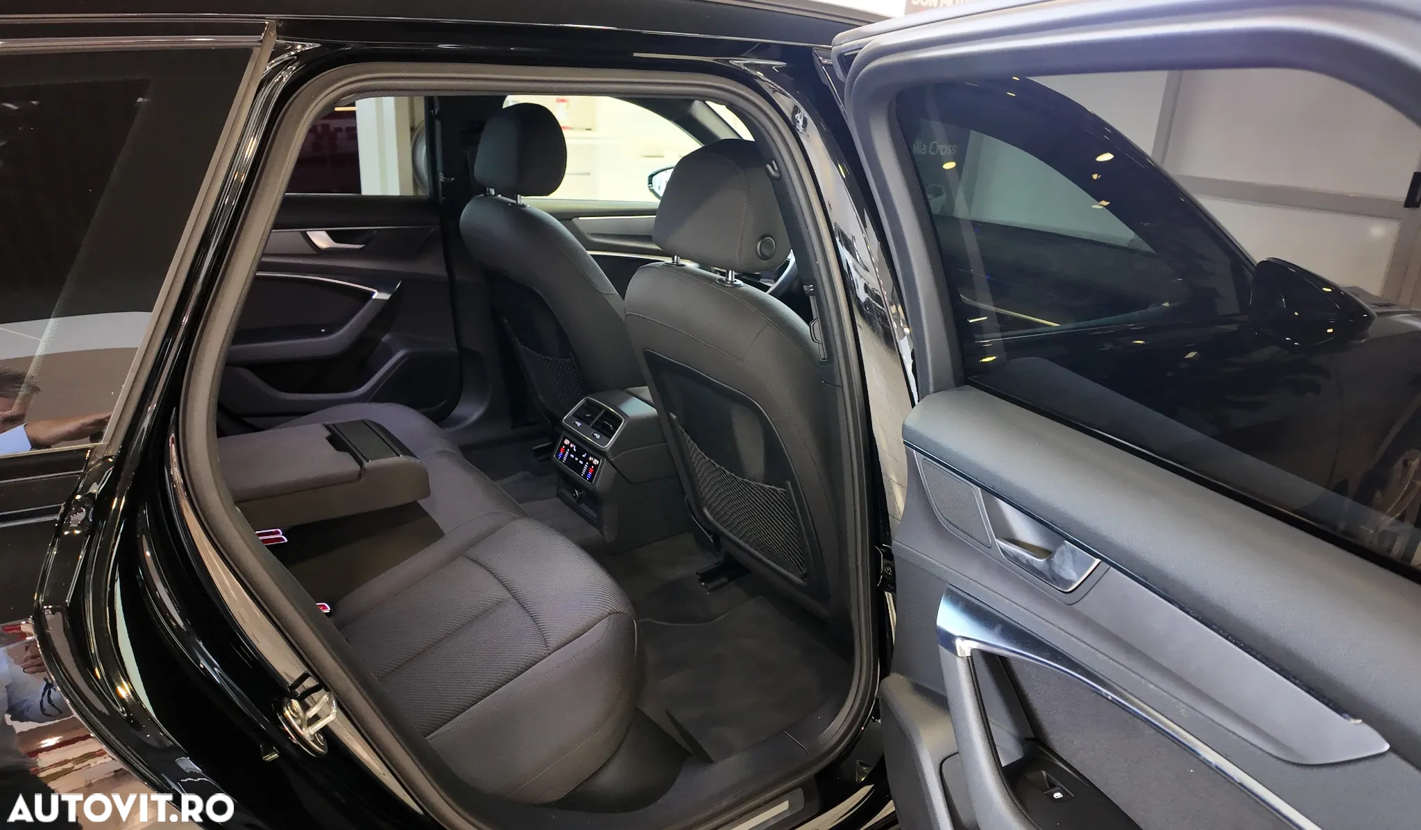 Audi A6 Avant 2.0 40 TDI S tronic Sport - 35