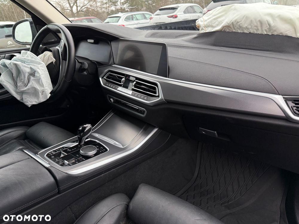 BMW X5 xDrive45e - 14