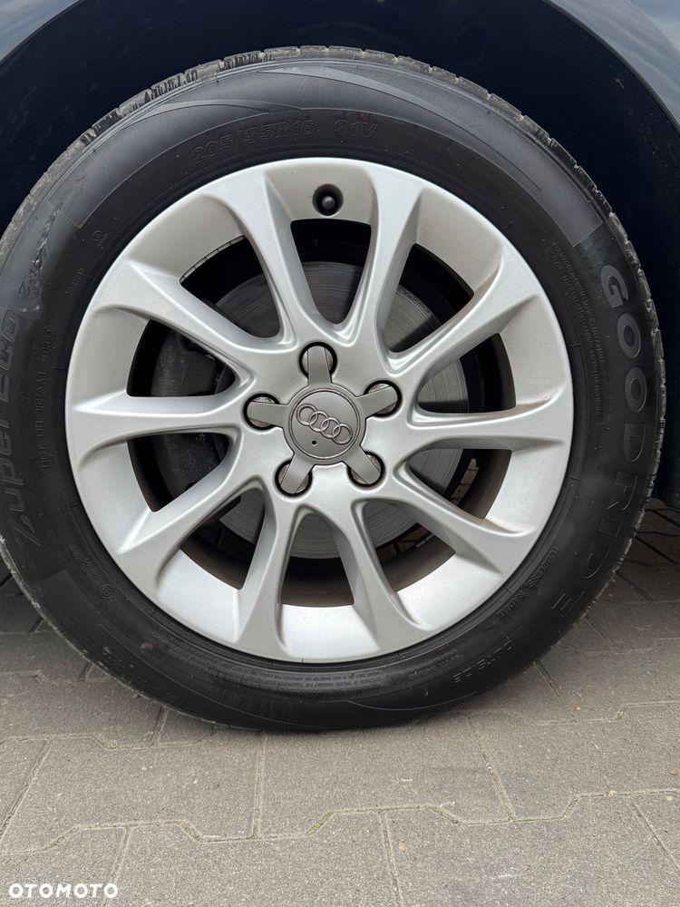 Audi A3 Sportback 1.6 TDI Attraction - 11