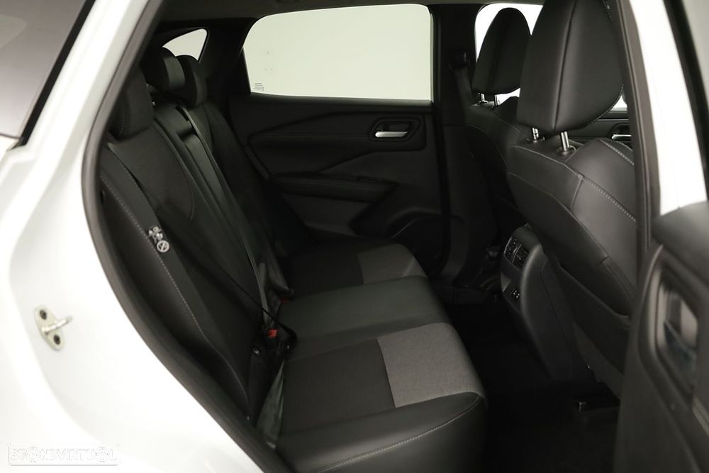 Nissan Qashqai 1.3 DIG-T N-Connecta LED Xtronic - 22
