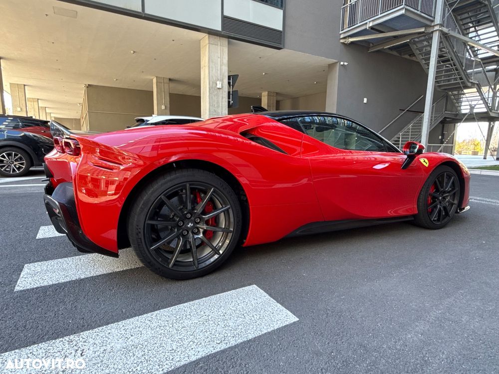 Ferrari SF90 Stradale - 9