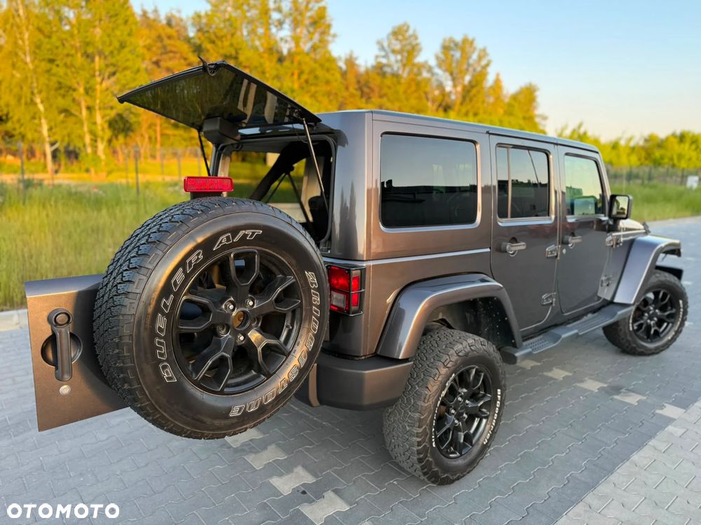 Jeep Wrangler - 4