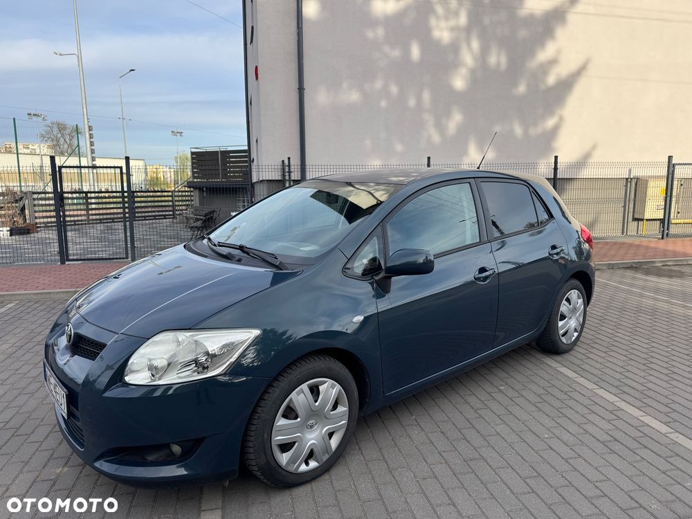 Toyota Auris 1.6 Prestige - 1