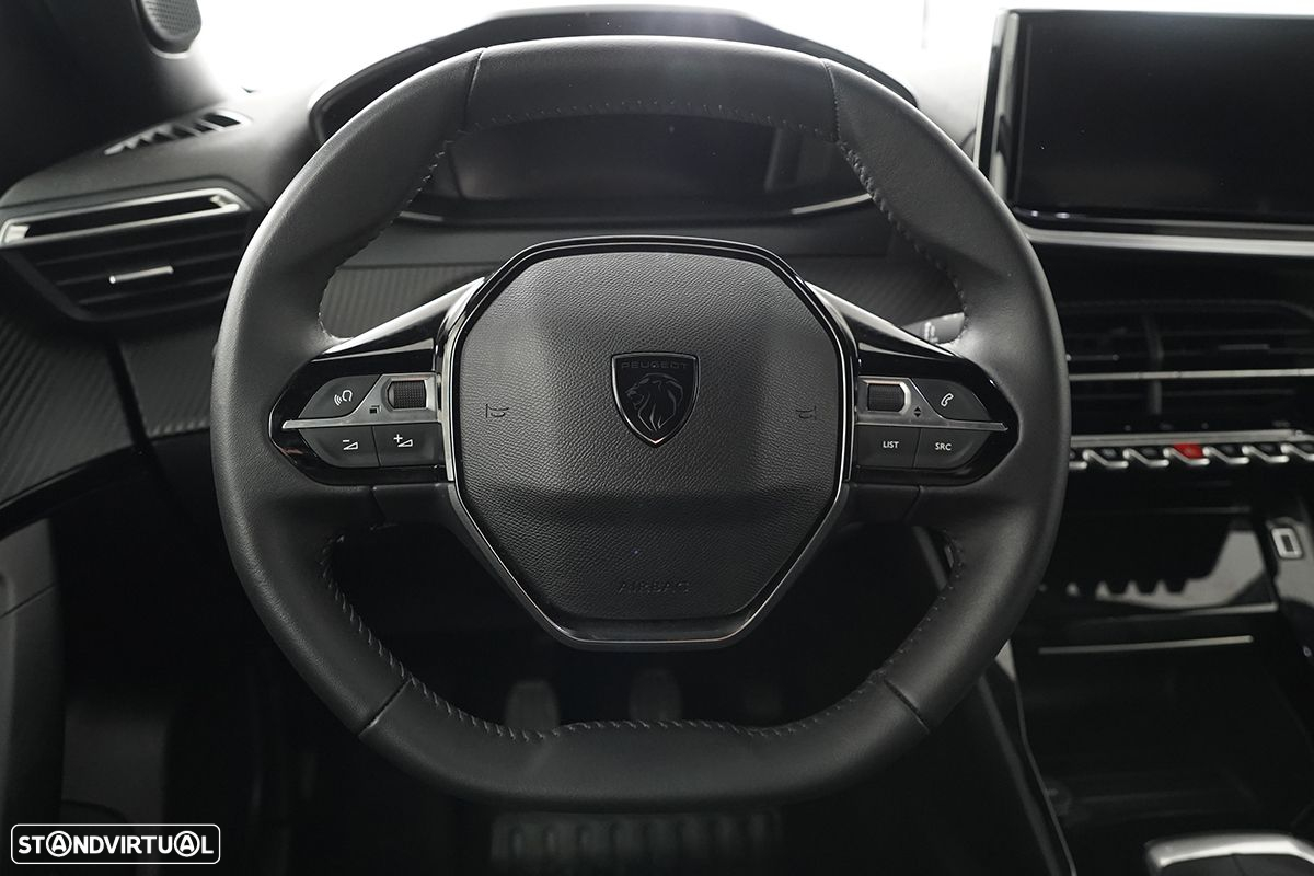 Peugeot 2008 1.2 PureTech Allure - 15