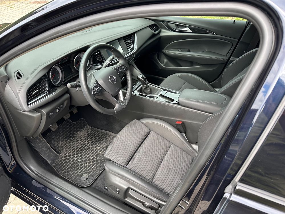 Opel Insignia 1.5 T Elite S&S - 9