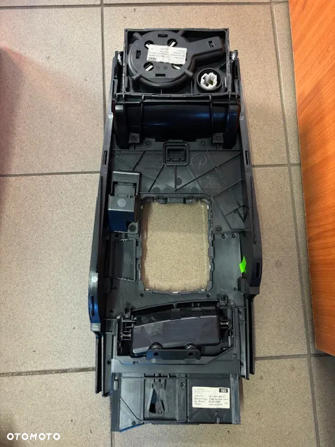 PANEL STEROWANIA MMI TUNEL ŚRODKOWY AUDI A6 C6 4F1862533A 4F1857951C 4F1864261 - 4