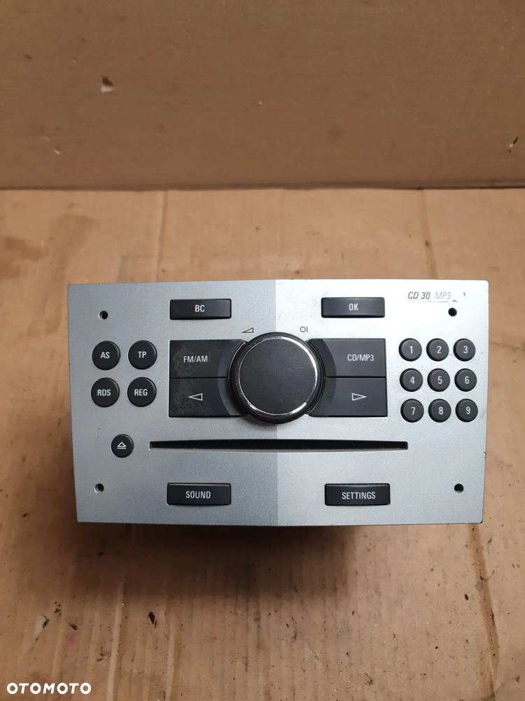 } RADIO FABRYCZNE OPEL ZAFIRA ASTRA 344183129 - 2