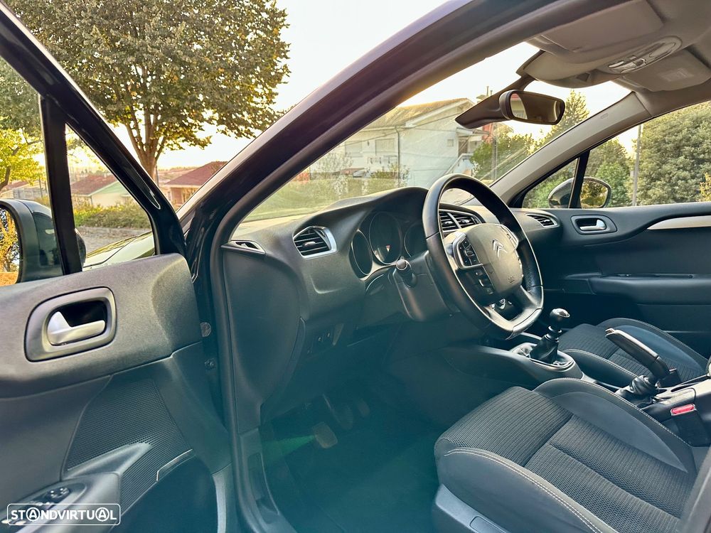 Citroën C4 1.6 e-HDi Seduction - 14