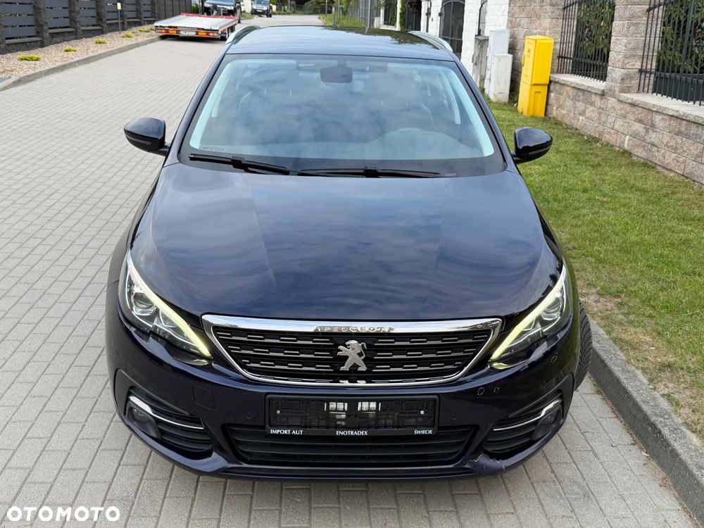 Peugeot 308 BlueHDi FAP 130 Stop & Start Allure - 28