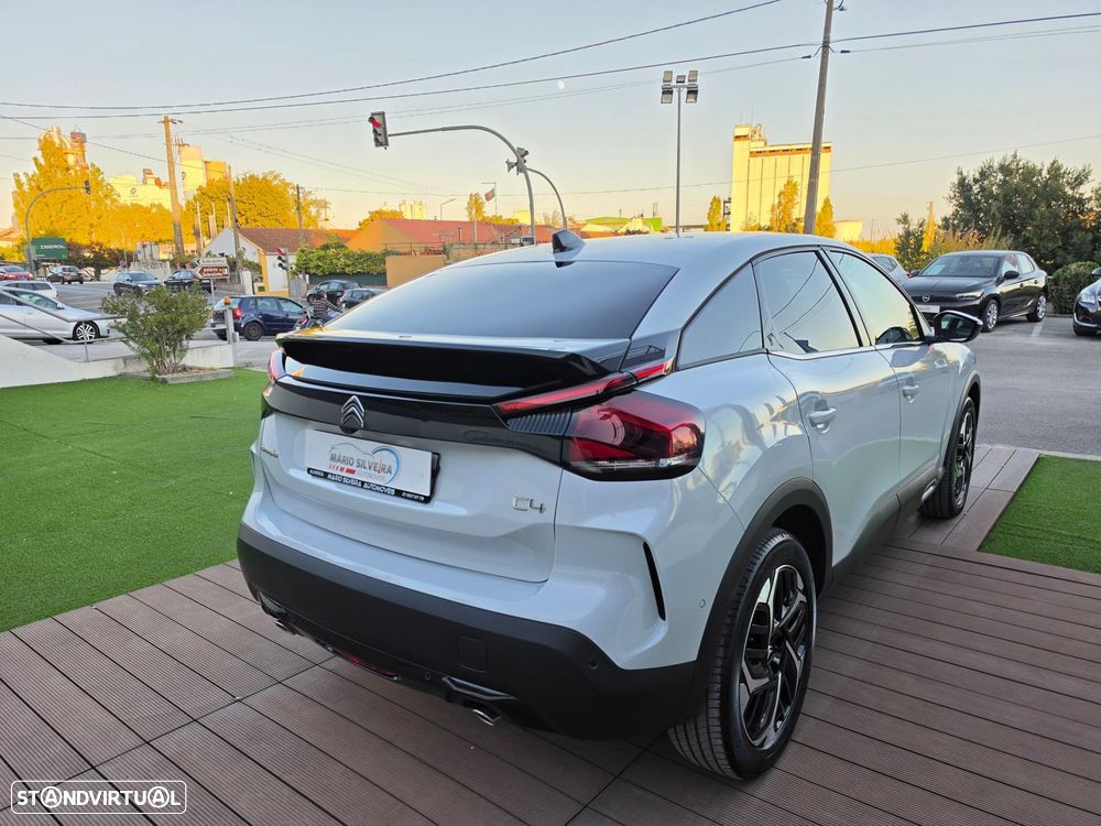 Citroën C4 1.2 PureTech Shine - 19