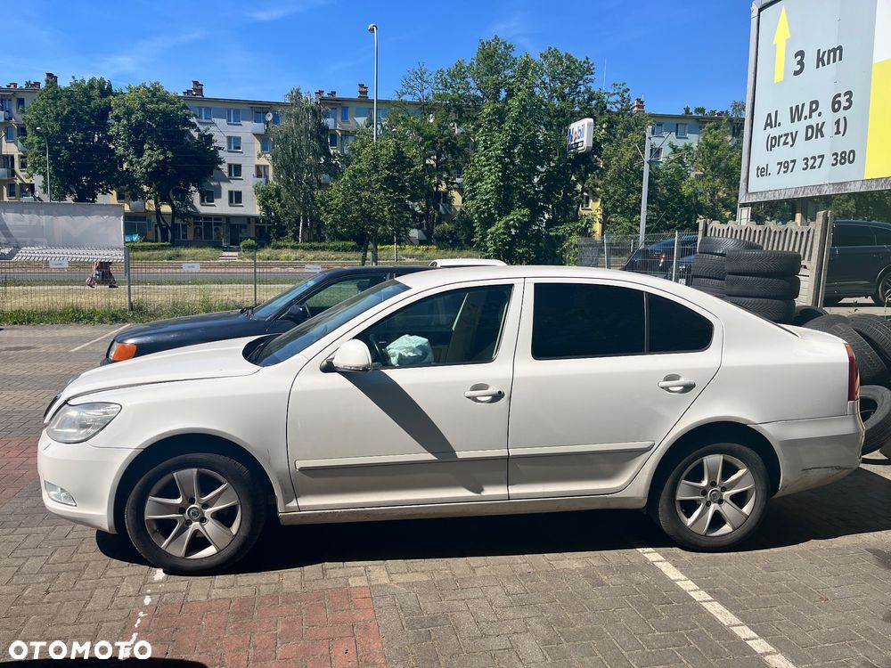 Skoda Octavia 2.0 TDI DPF Elegance - 3